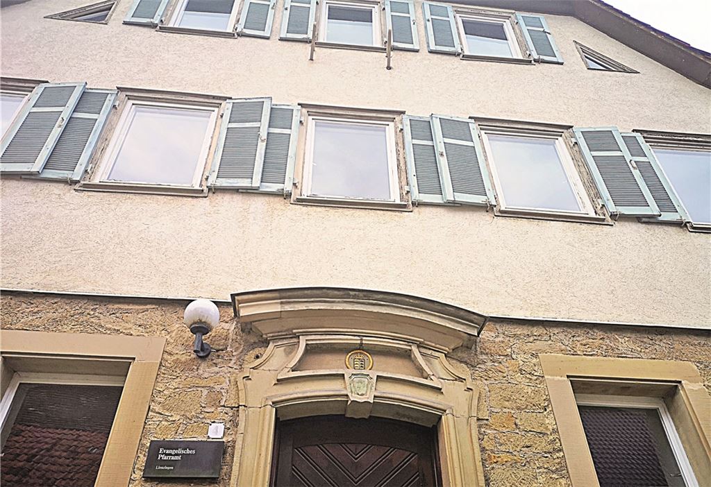 Das Pfarrhaus in Lienzingen. Foto: Bächle