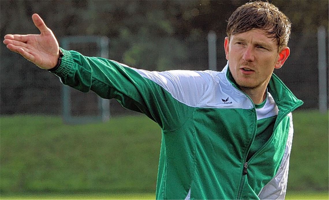 Das Puzzle beim SV Iptingen passt noch nicht zusammen: Trainer Daniel Fuchs fehlen wichtige Teile.