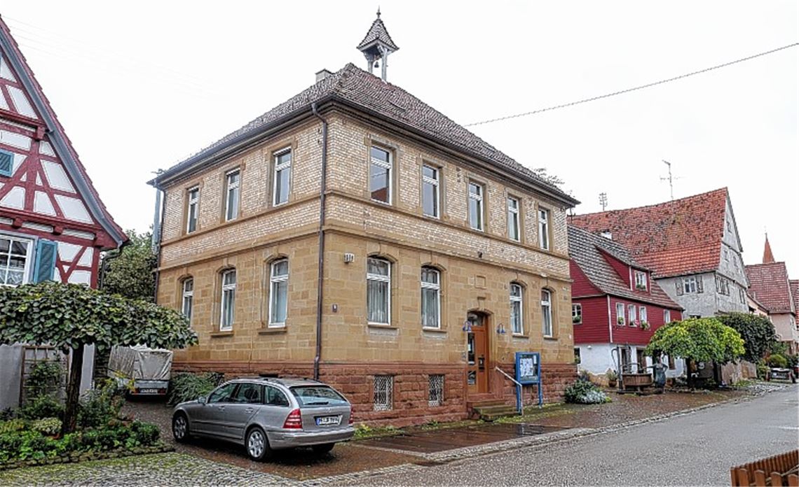 Flüchtlinge ziehen bald ins Rathaus