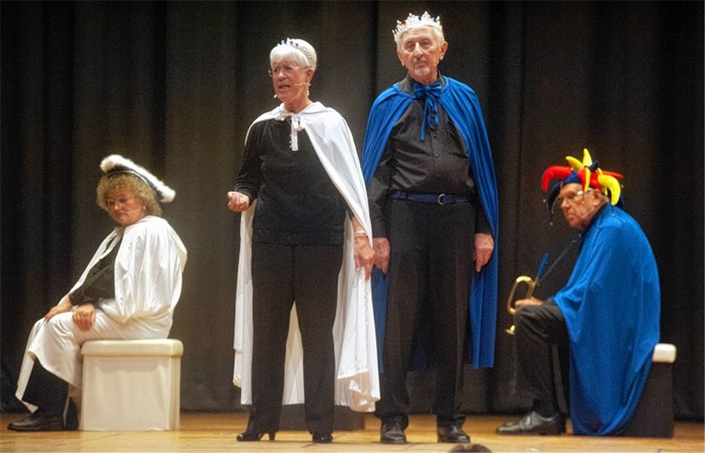 Nachdenklich und humorvoll