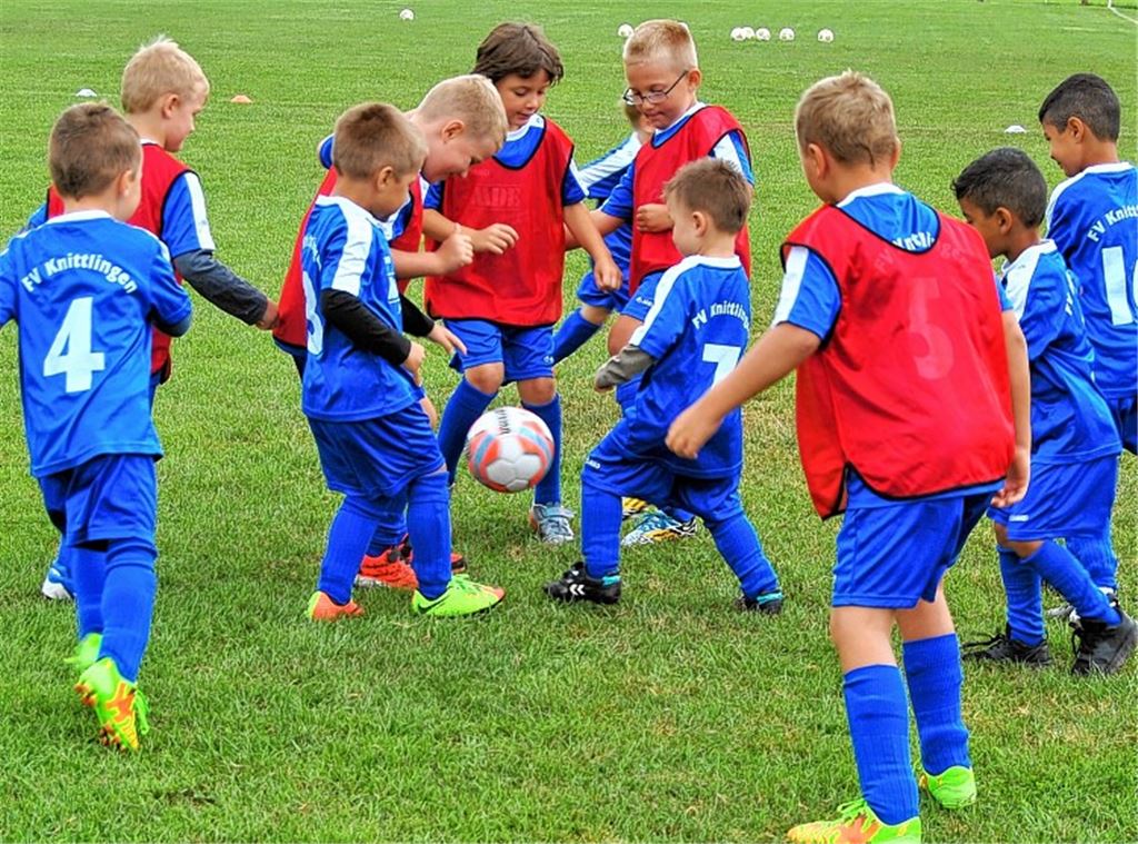 Der „FC Zügle“ sichert sich den Wanderpokal