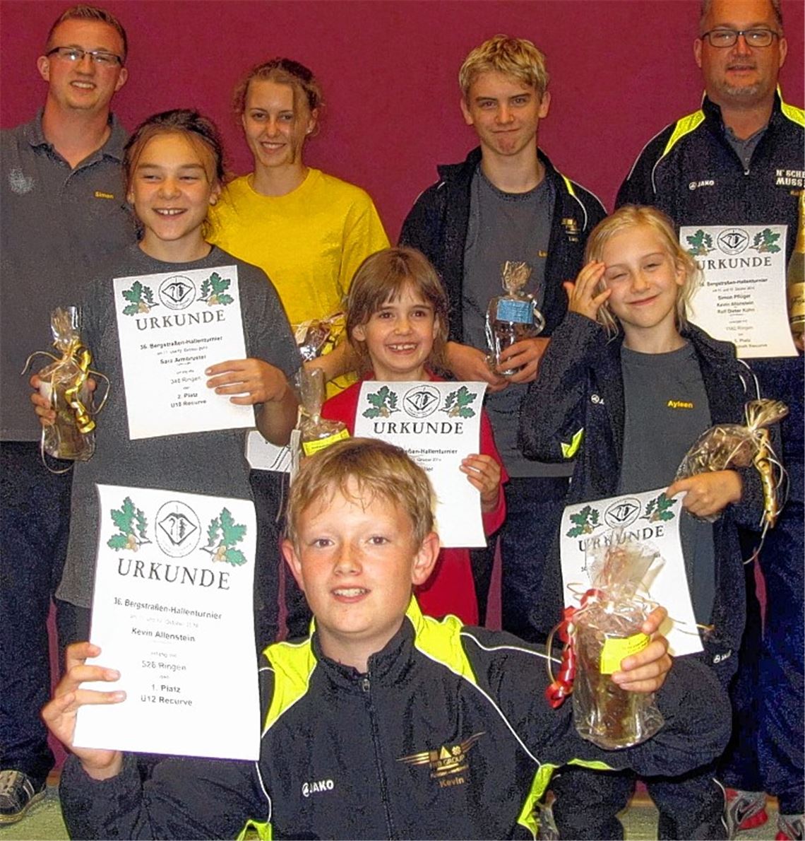 Das Sternenfelser Aufgebot mit dem neuen Halter des deutschen U12-Hallenrekords Kevin Allenstein im Vordergrund.