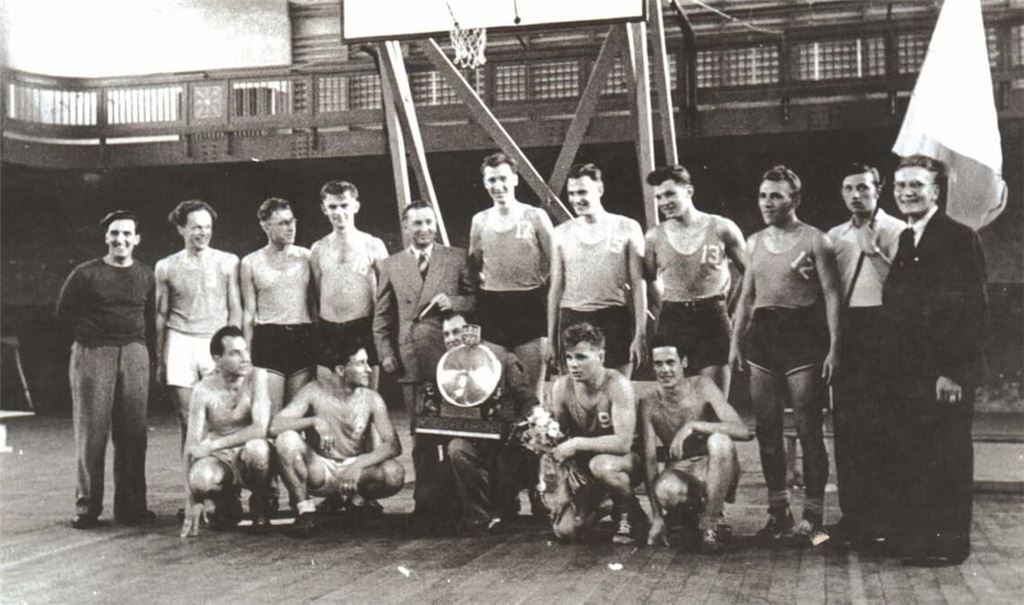 Das Team, das 1950 sensationell den deutschen Meistertitel gewann.