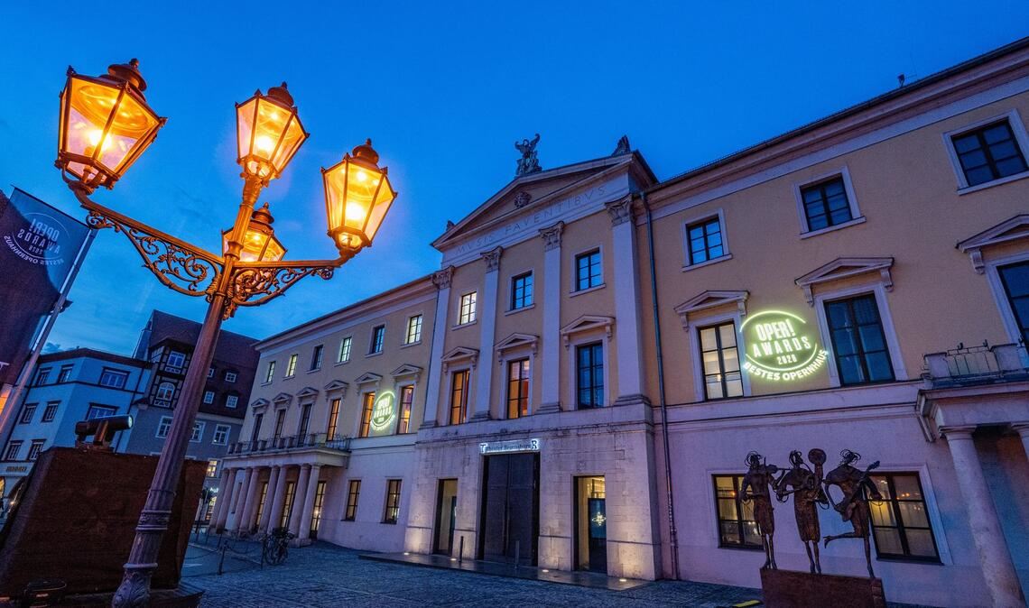 Das Theater Regensburg ist mit dem "Oper! Award" in der Kategorie "Bestes Opernhaus 2025" ausgezeichnet worden.