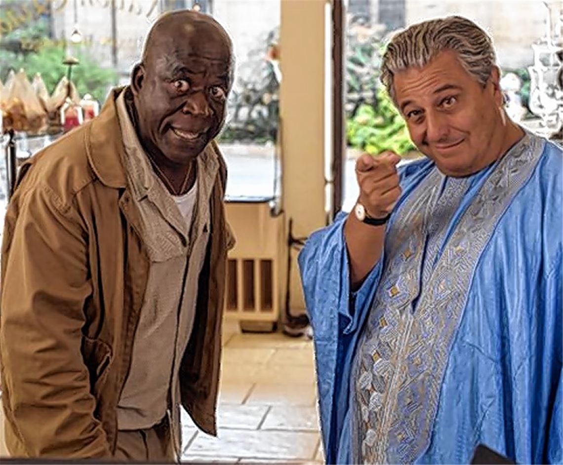 Das Thema multikulturelle Gesellschaft wird in dieser französischen Komödie auf ironisch-witzige Art in Szene gesetzt.