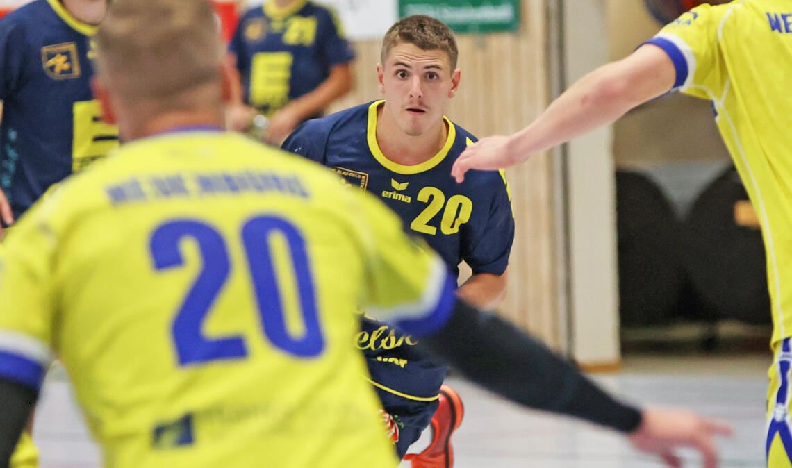 Das Tor im Blick: Am Ende reichen die neun Treffer von Mühlackers Kian Peschl aber nicht für etwas Zählbares. Foto: Jürgen Müller