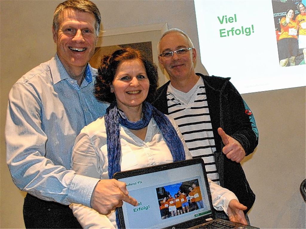 Das Trainertrio der AOK – Olaf Kaps, Sabine Liefke-Wilhelm und Andreas Killer (v.li.) – macht wieder Lust auf Laufen