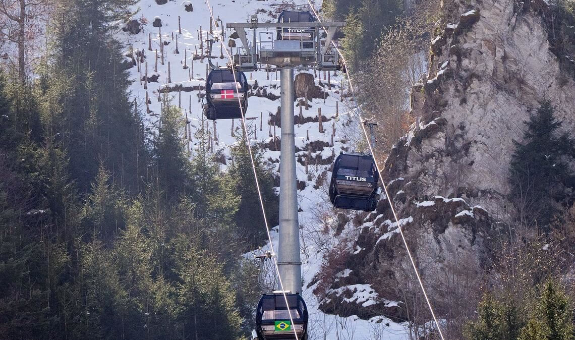 Das Unfallgebiet in der Schweiz liegt auf rund 2.000 Metern Höhe.