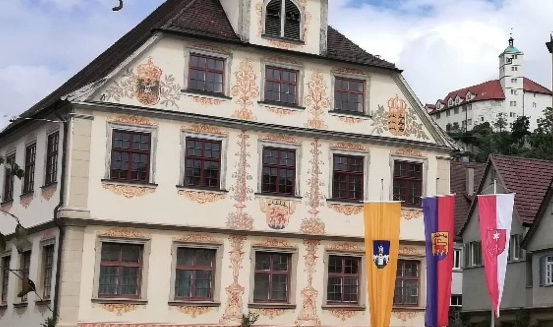 Das Vaihinger Rathaus, erbaut 1720, ist ein Sanierungsfall. Foto: Arning