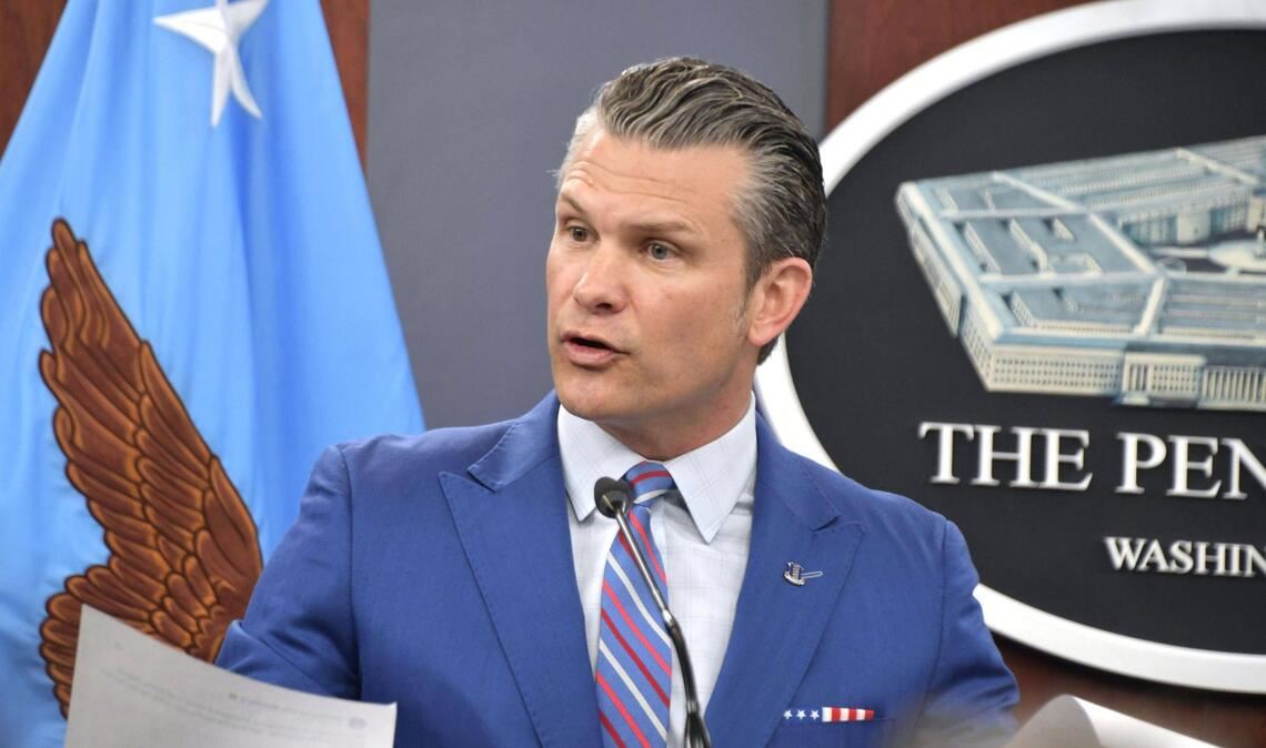 Das Verteidigungsministerium teilt mit, die „Drogenterroristen“ seien getötet worden.