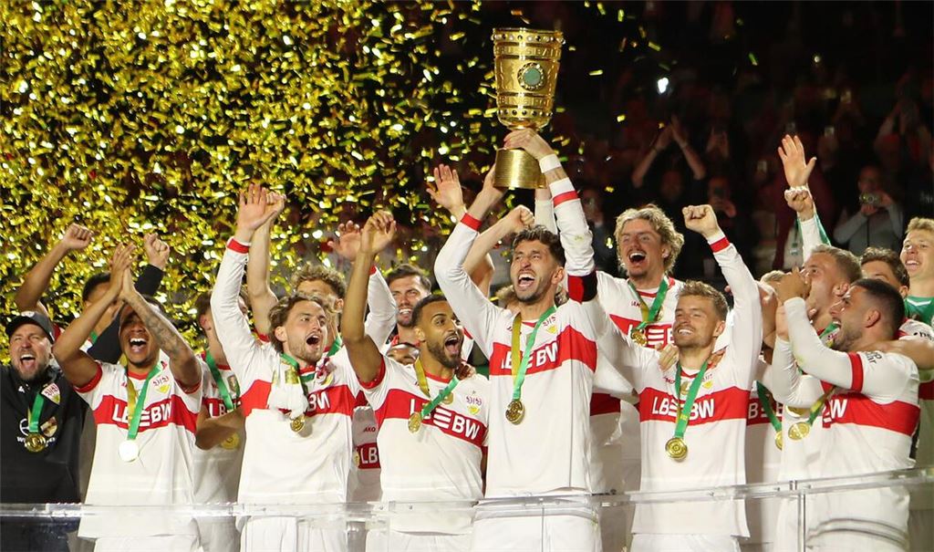 Das VfB-Team, das im Mai 2025 in Berlin den DFB-Pokal gewonnen hat.