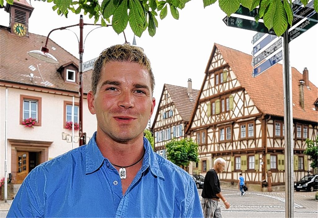 Das Wiernsheimer Rathaus ist der Arbeitsplatz des Kämmerers Matthias Enz. Darüber hinaus engagiert sich der Diplom-Verwaltungswirt (FH) nun auch als Kreisrat.