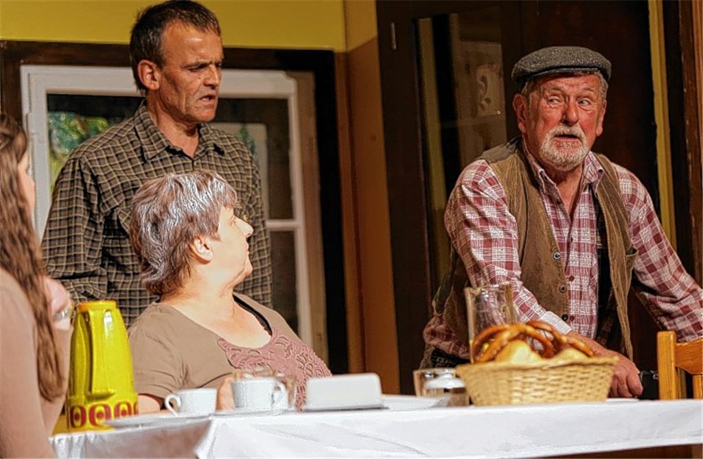 Würzbacher füllen die Festhalle