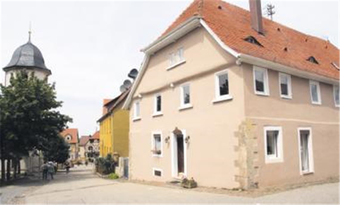 Das älteste Haus in Sternenfels beherbergt zurzeit die Sandbauernstube und soll zum Bürgerhaus für die ganze Gemeinde werden. 
Foto: Goertz