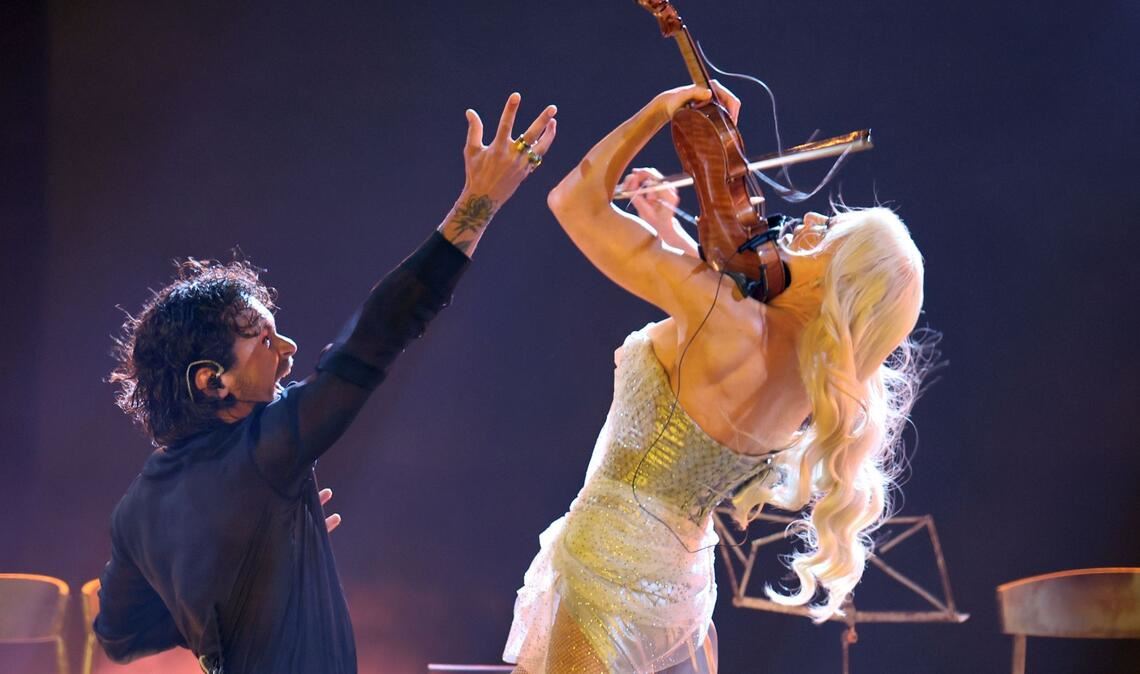 Das finnische Duo Linda Lampenius und Pete Parkkonen wird hoch gehandelt.