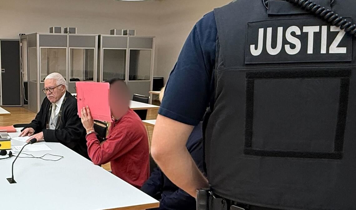 Das heute sieben Jahre alte Mädchen soll sich gegen den Mann gewehrt haben.