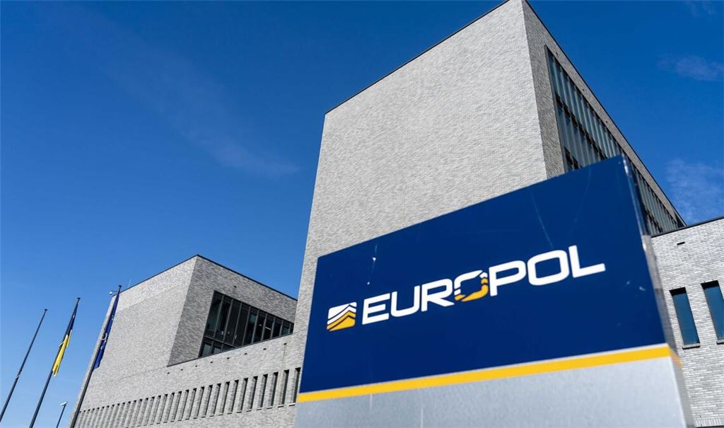 Das kriminelle Netzwerk streckte sich laut Europol von Europa über Asien und Australien aus.