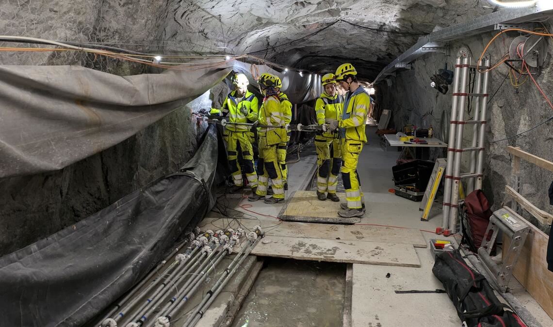 Das künstliche Erdbeben soll am Felslabor ausgelöst werden.