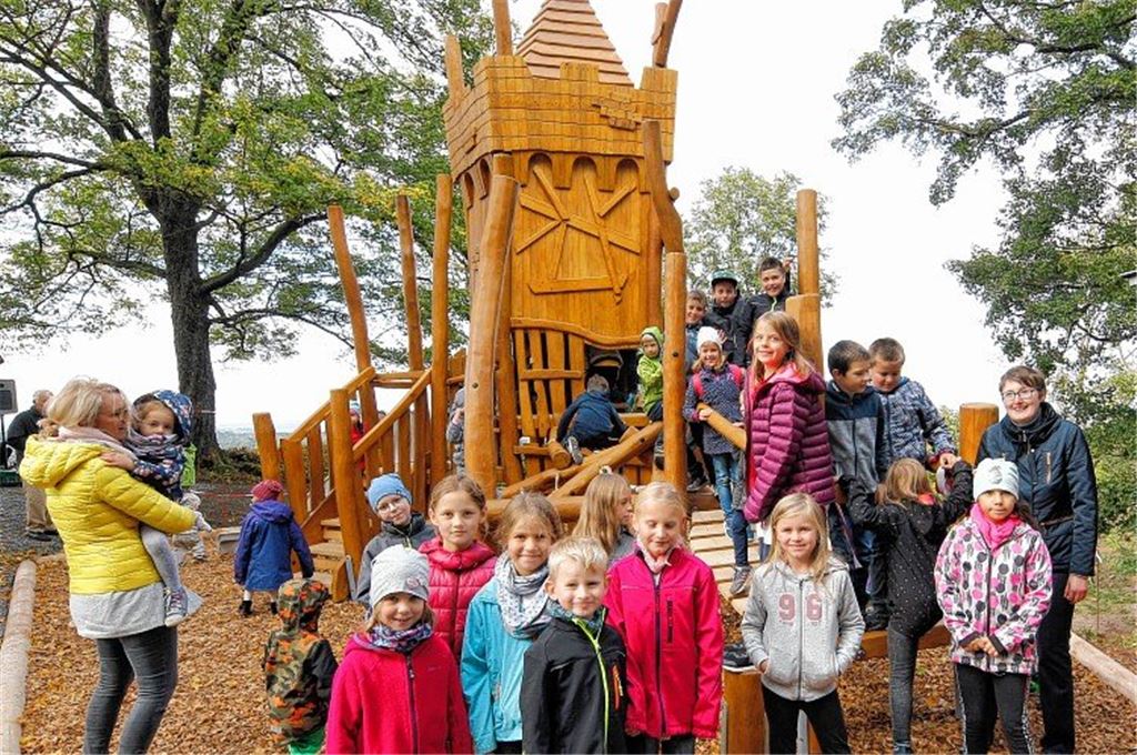 Neue Kletterburg auf dem Schlossberg