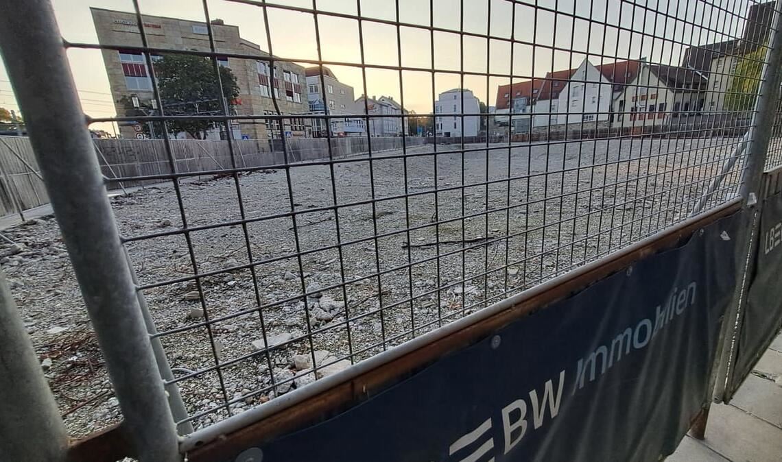 Das rund 4000 Quadratmeter große ehemalige Kaufhof-Areal am Cannstatter Wilhelmsplatz ist aktuell das größte städtebauliche Sorgenkind.