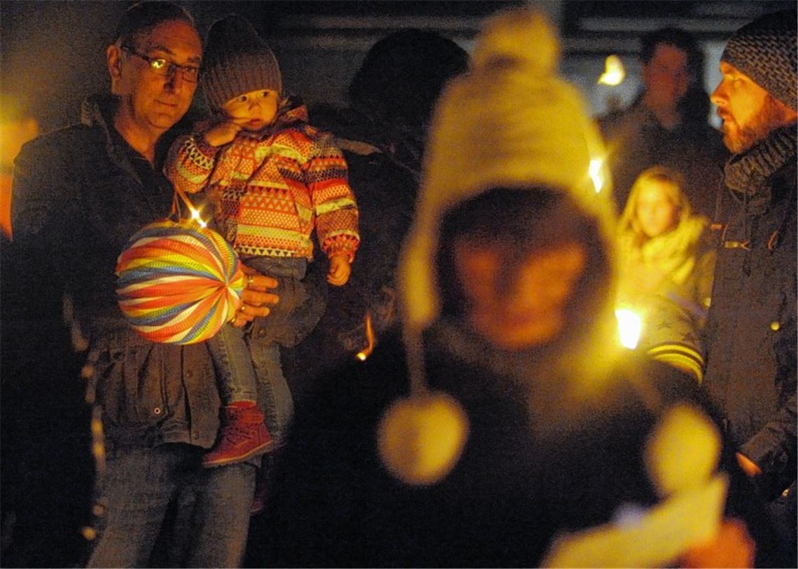 Lichtertanz und Gitarrenklänge