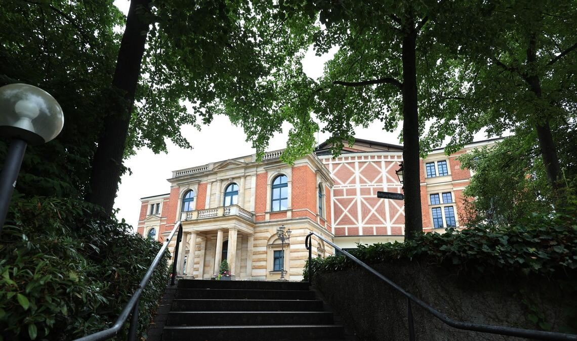 Das weltberühmte Festspielhaus in Bayreuth wird in diesem Jahr nachgebaut für ein Kinder- und Jugendprogramm. (Archivbild)