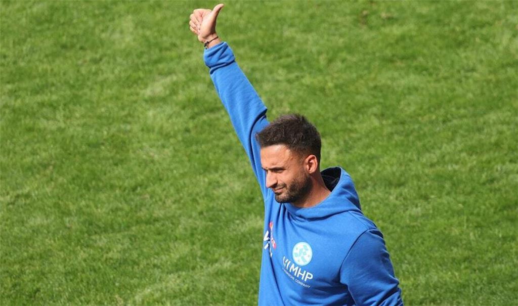 Daumen hoch: Der Einstieg von Kerem Arslan als Interims-Chefcoach der Stuttgarter Kickers ist gelungen