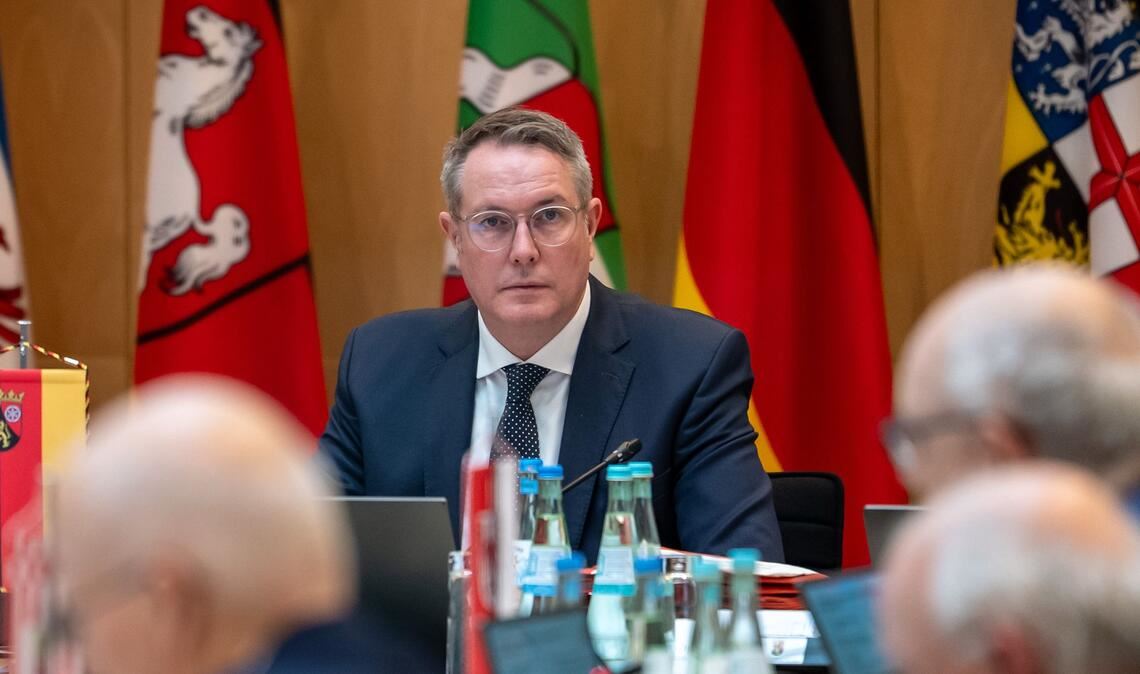 Dem Thema Sicherheit müsse bei der Finanzierung des ÖPNV viel Raum eingeräumt werden, sagte Ministerpräsident Schweitzer.