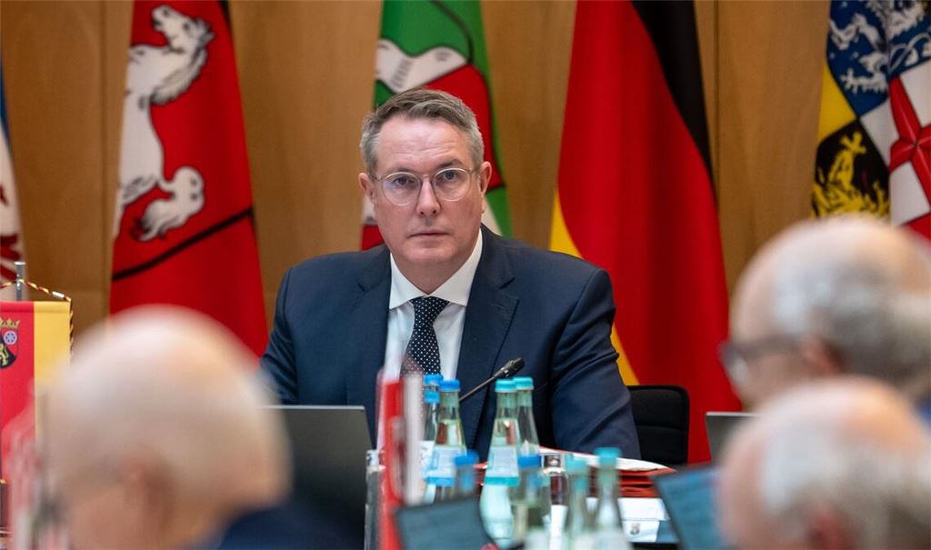 Dem Thema Sicherheit müsse bei der Finanzierung des ÖPNV viel Raum eingeräumt werden, sagte Ministerpräsident Schweitzer.