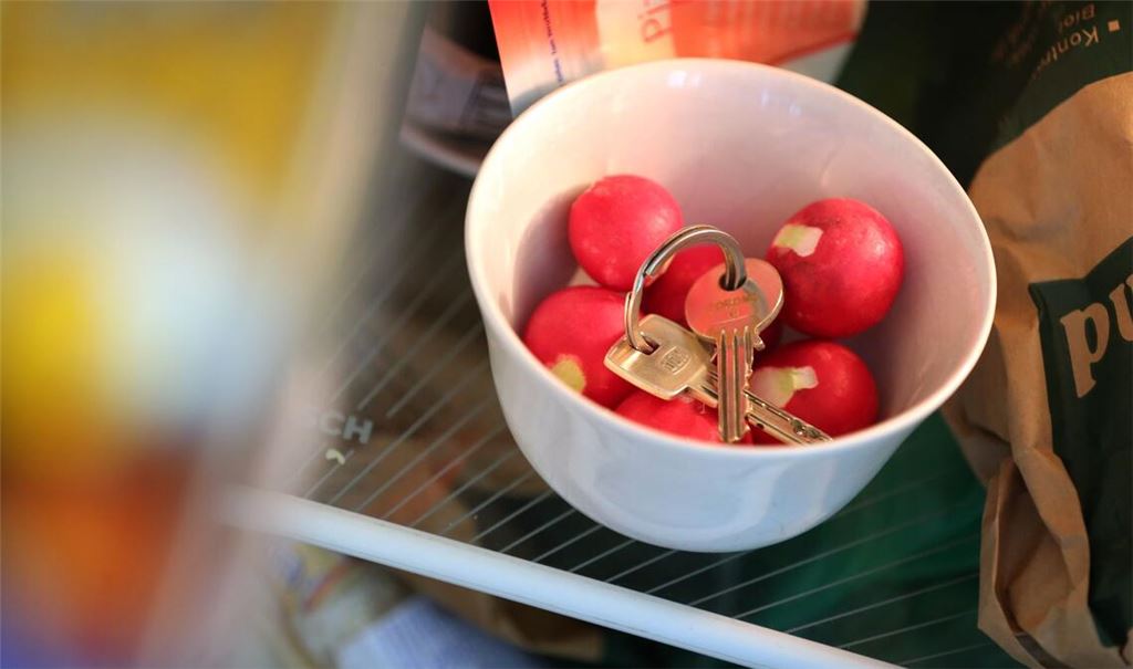 Demente Menschen verlegen oft wichtige Dinge. (Symbolbild)