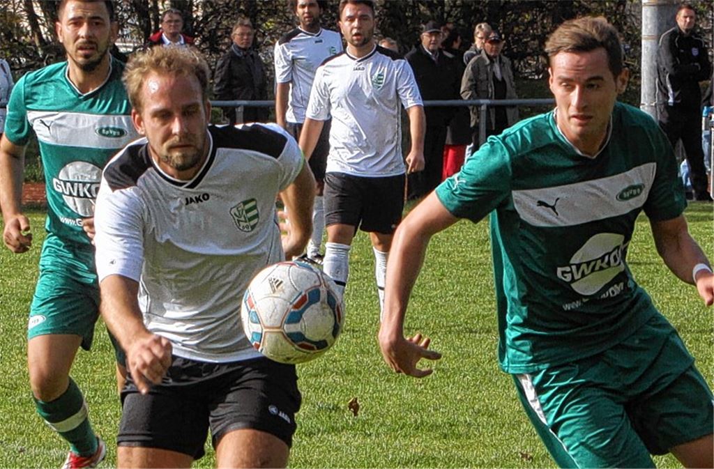 Den Heimsieg zum Greifen nah, doch Zaisersweiher (in Grün) packt die Gelegenheit nicht beim Schopf. Foto: Eigner