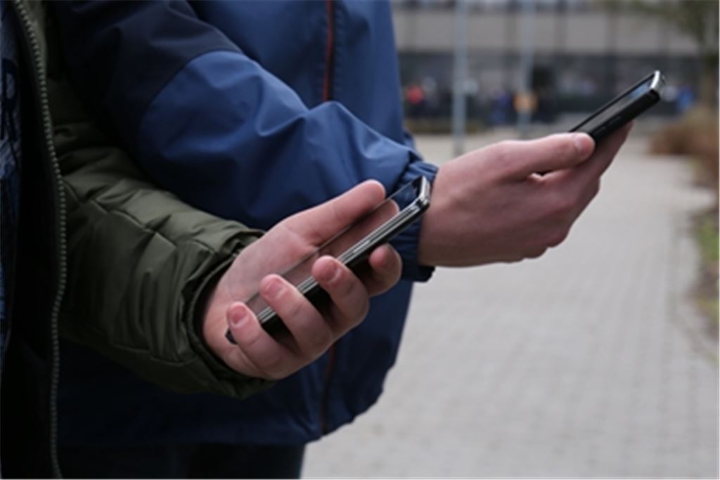 Den Nachrichtendienst WhatsApp nutzen mitunter auch Betrüger, die ihre Opfer um Geld bringen wollen. Symbolfoto: Archiv (lh)