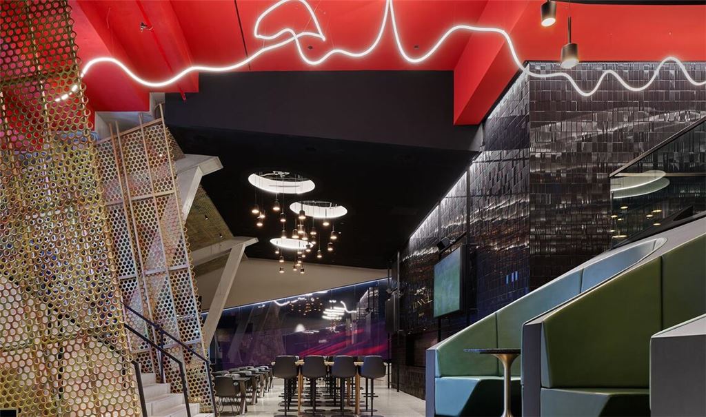 Den VfB-Spielern nahe sein: der Porsche Tunnelclub in der MHP Arena Stuttgart, gestaltet von asp Architekten, ist nominiert für den Innenarchitektur-Preis 2026 vom bdia.
