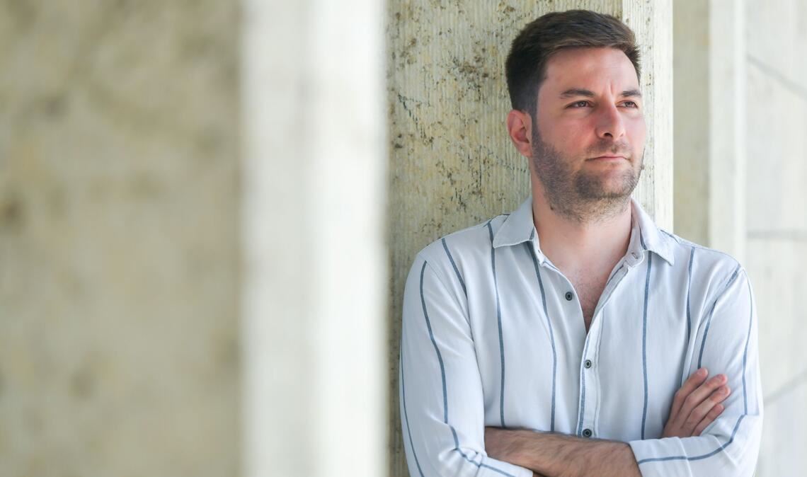 Der 28-Jährige Berk ist vor drei Jahren für sein Studium  nach Stuttgart gekommen. Den Wunsch in Deutschland zu leben, hatte er schon viel länger.