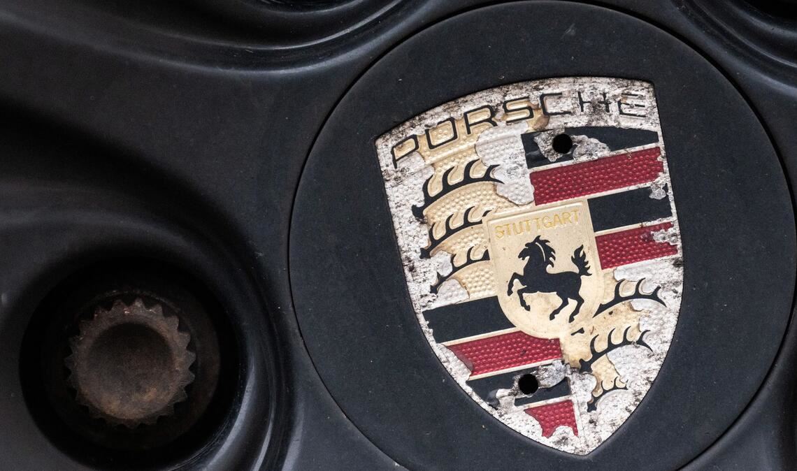 Der Abstieg von Porsche ist sinnbildlich für die Krise der deutschen Autoindustrie, die mit sinkenden Gewinnen kämpft.