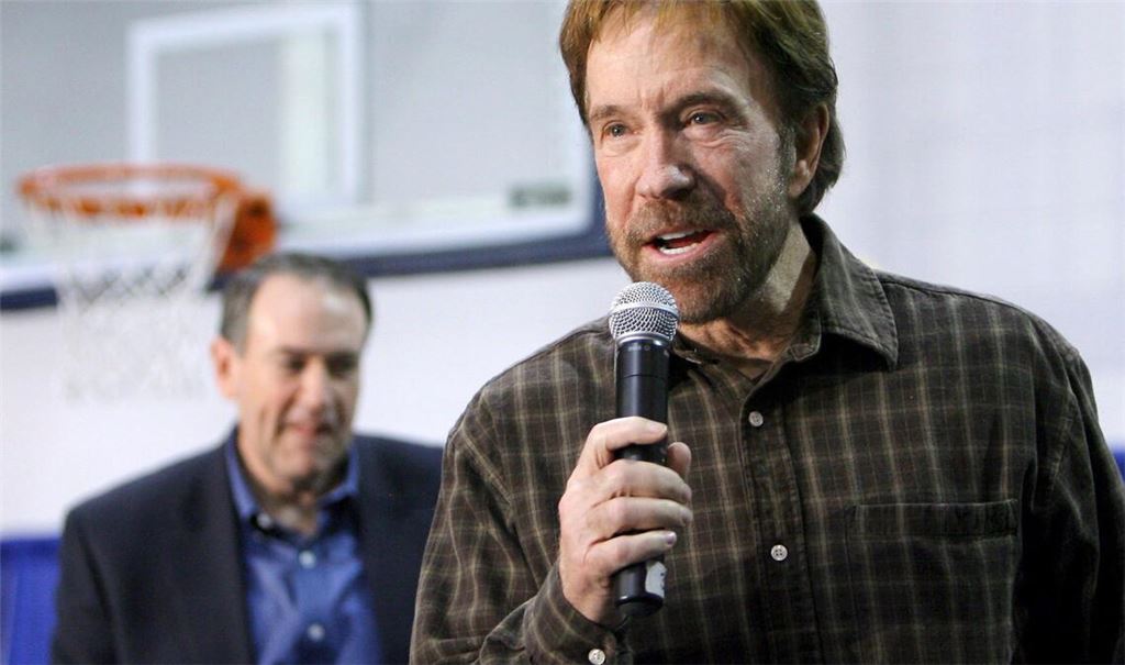 Der Actionheld wurde Vorlage für eine Witzkultur, die sich auch nach seinem Tod fortsetzt. (Archivbild)