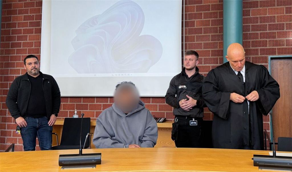 Der Angeklagte wurde wegen einer paranoiden Schizophrenie schuldunfähig gesprochen – und muss in eine Psychiatrie.