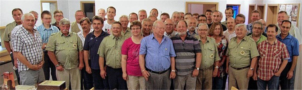 Der Angelsportverein Mühlacker ehrt seine treuen Mitglieder. Viele sind schon seit Jahrzehnten mit von der Partie. Foto: Czop