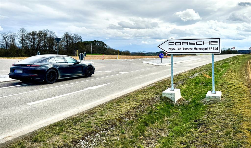 Der Ausbau der Straße zwischen Mönsheim und dem Porsche-Entwicklungszentrum verschlingt sieben Millionen Euro. Viele Kreisräte sind nicht einverstanden mit den Planungen und wünschen sich jetzt Änderungen. Archivfoto: Goertz