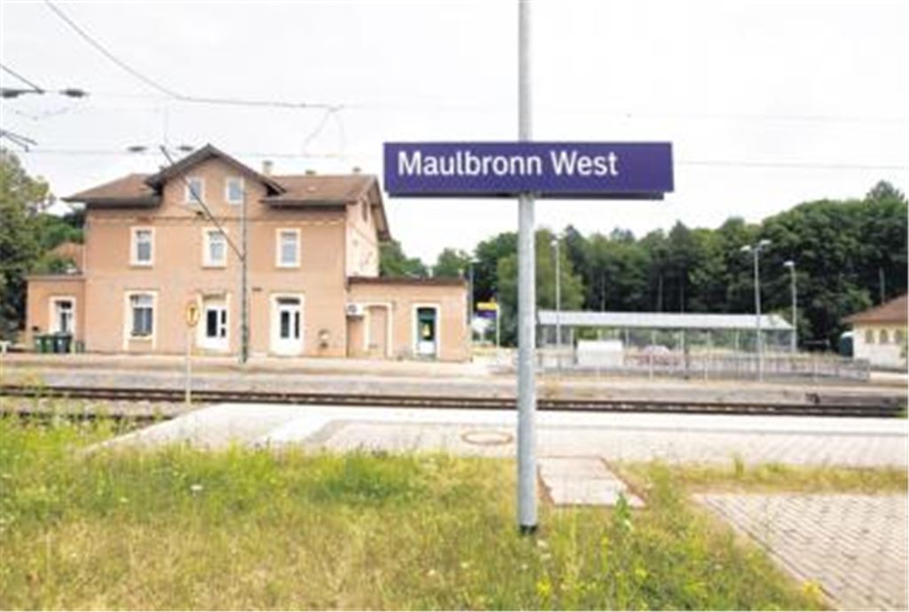 Der Bahnhof Maulbronn West soll besser an die Stadt angebunden werden. Archivfoto: Tilo Keller
