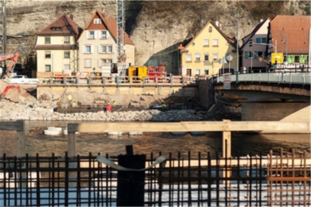 Der Bau der Herrenwaagbrücke sorgt für Ärger. Erik Schweickert (FDP) macht in seiner Funktion als Enzkreis-Abgeordneter Druck auf die zuständige Behörde. Foto: Archiv 