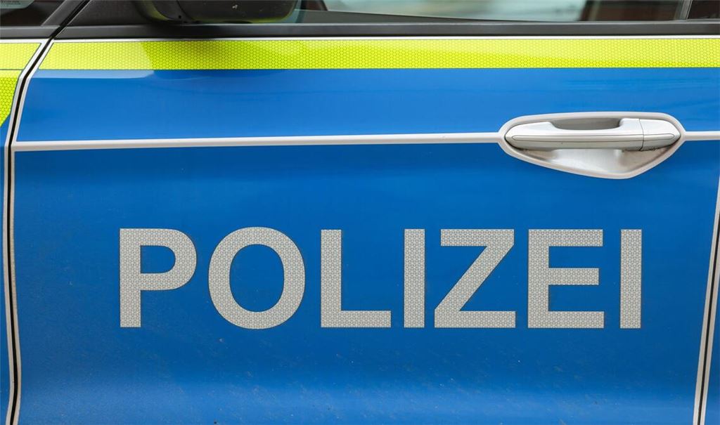 Der Besitzer des Geldbeutels war per Haftbefehl gesucht worden. (Symbolbild)