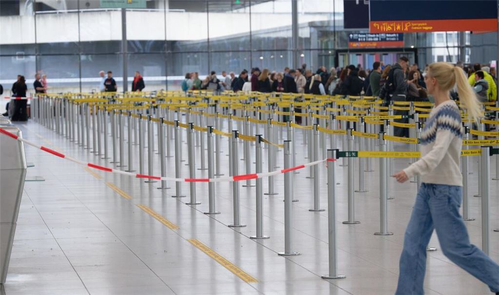 Der Betrieb am Flughafen Köln/Bonn war zeitweilig gestört.