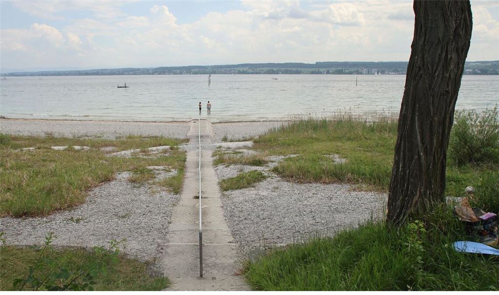 Der Bodensee führt derzeit so wenig Wasser wie selten Ende Mai.