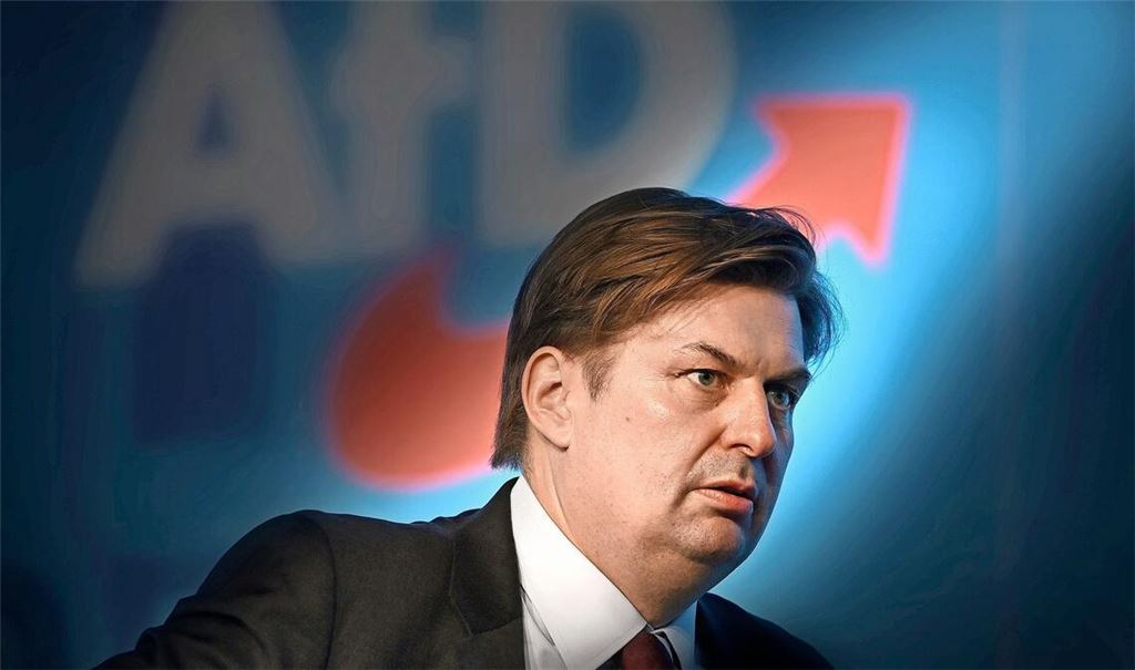 Der Bundestag hat den Weg für erneute Durchsuchungen beim AfD-Abgeordneten Maximilian Krah freigemacht (Archivfoto).