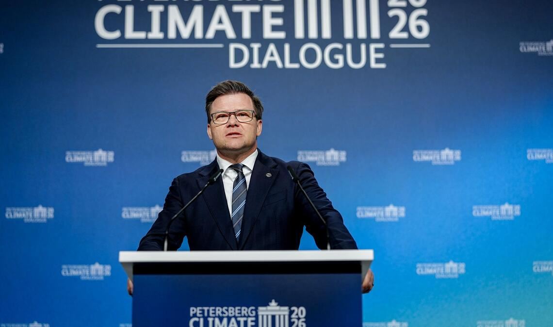 Der Bundesumweltminister setzt auf erneuerbare Energien.