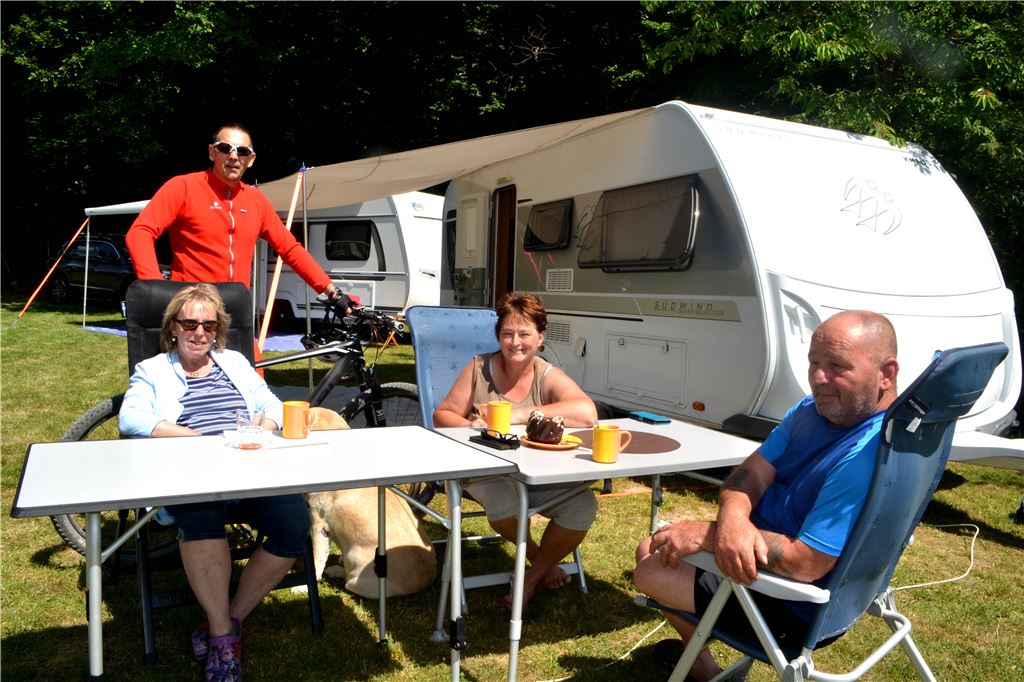 910_0008_190660_eld_Corona_Urlaub_Campingplatz