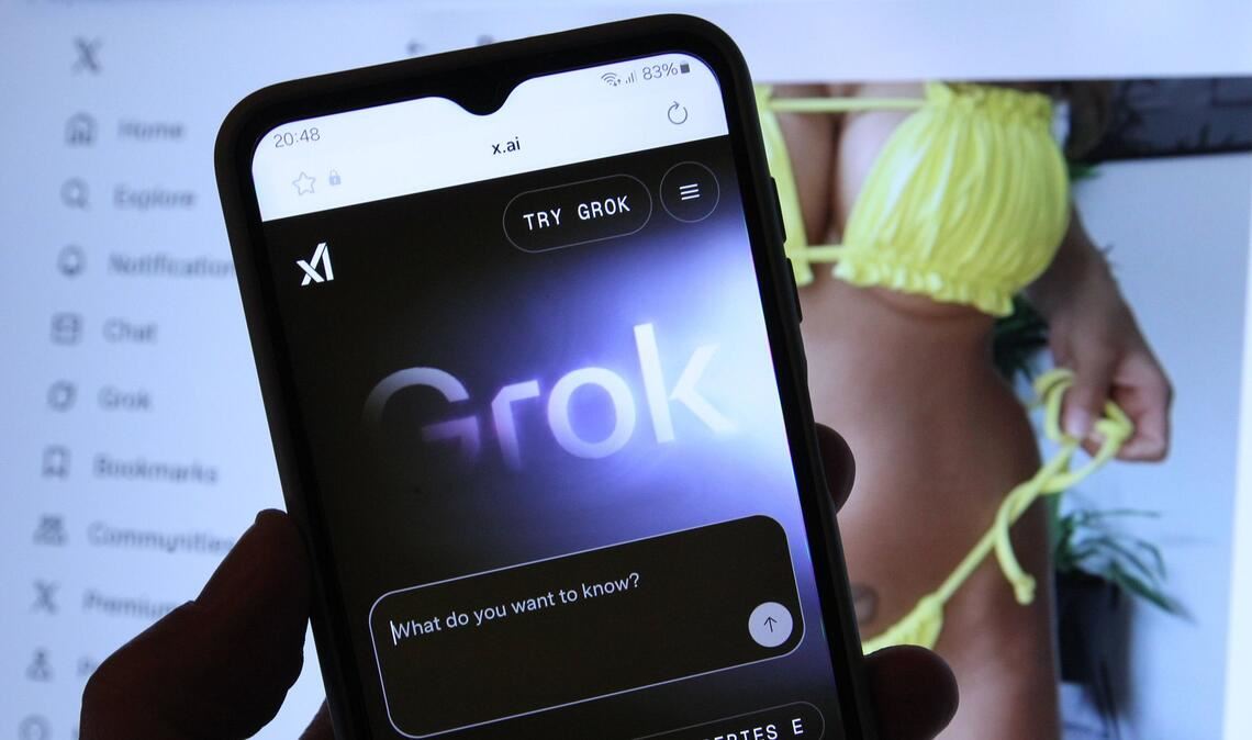 Der Chatbot Grok sorgte mit sexualisierten Bildern von Frauen für Empörung.