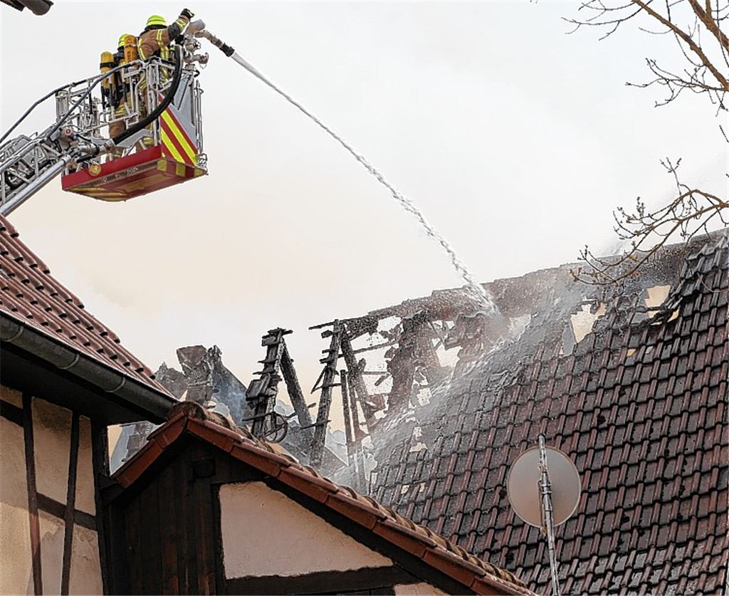 Scheune brennt lichterloh