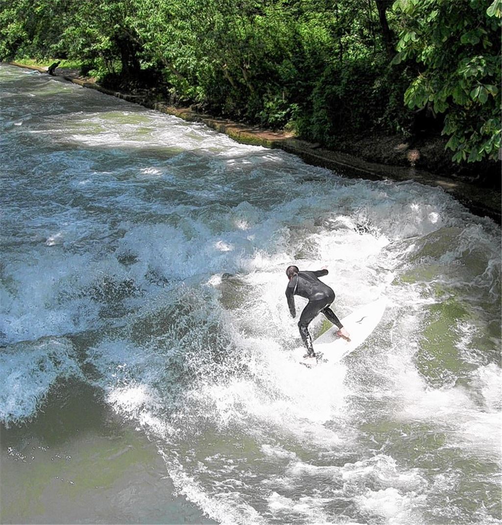Gedankenspiele um Welle für Surfer